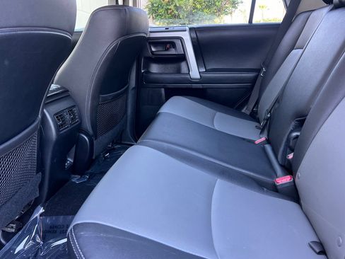 Used 2023 Toyota 4Runner SR5 Premium w/ Moonroof Package AWD/4WD image 12