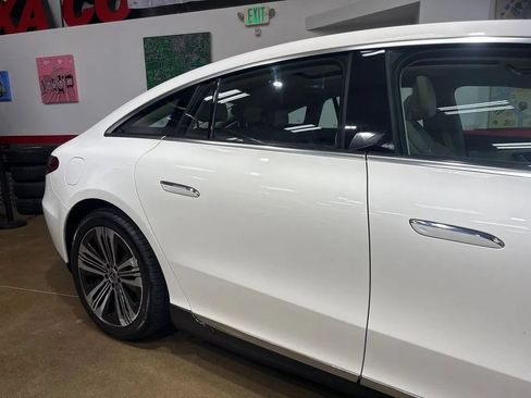 Used 2022 Mercedes-Benz EQS 450+ Sedan image 55