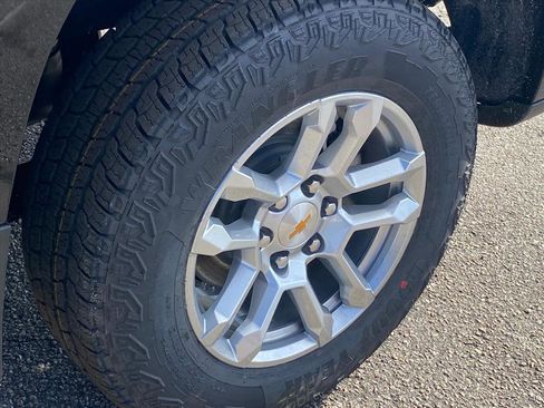 New 2026 Chevrolet Silverado 1500 LT w/ Z71 Off-Road Package image 23