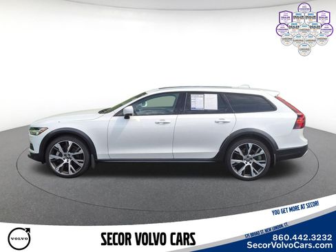 Used 2023 Volvo XC90 B6 Ultimate w/ Protection Package Premier AWD/4WD image 10