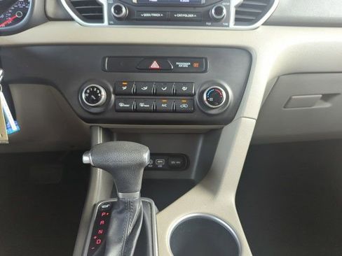 Used 2019 Kia Sportage LX image 21