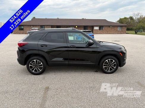 Used 2026 Chevrolet TrailBlazer LT AWD/4WD image 7
