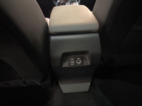 Certified 2025 Subaru Crosstrek 2.5i Limited w/ Crosstrek Mirror Package image 32
