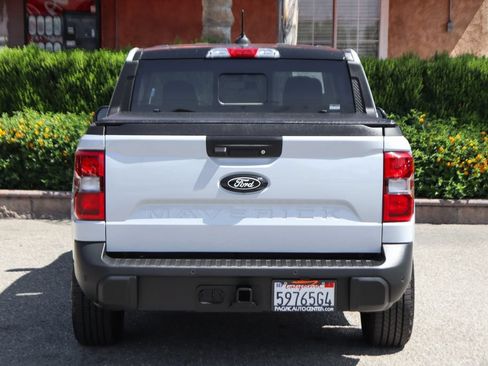 Used 2025 Ford Maverick Lariat w/ Black Appearance Package AWD/4WD image 7
