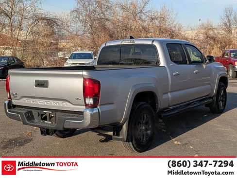 Certified 2021 Toyota Tacoma SR5 image 3