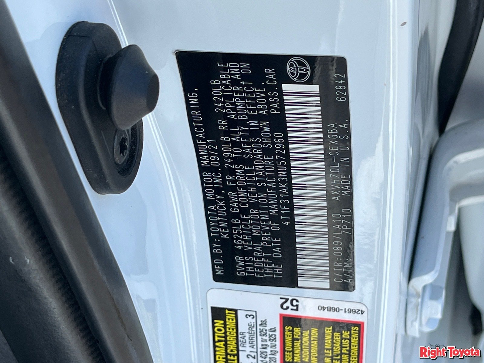 Certified 2022 Toyota Camry XLE FWD image 33