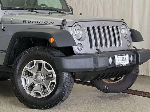 Used 2014 Jeep Wrangler Unlimited Rubicon w/ Dual Top Group AWD/4WD image 6