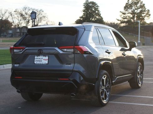 Used 2025 Toyota RAV4 XSE image 20