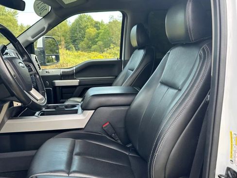 Used 2021 Ford F250 Lariat image 13