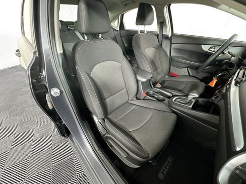 Certified 2023 Kia Forte LXS w/ LXS Technology Package FWD image 25