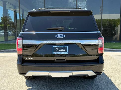 Used 2019 Ford Expedition Platinum RWD image 13