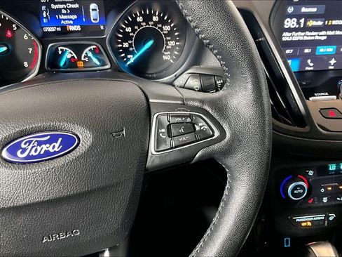 Used 2018 Ford Escape Titanium image 15