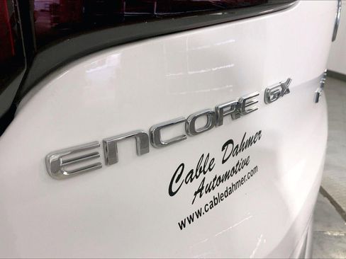 Used 2025 Buick Encore GX Preferred FWD image 8