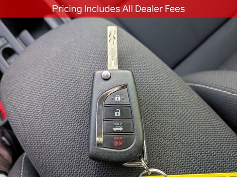 Used 2023 Toyota Corolla LE FWD image 28