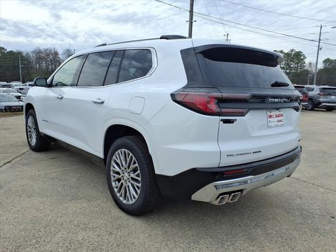 New 2026 GMC Acadia Denali w/ Super Cruise Package image 5