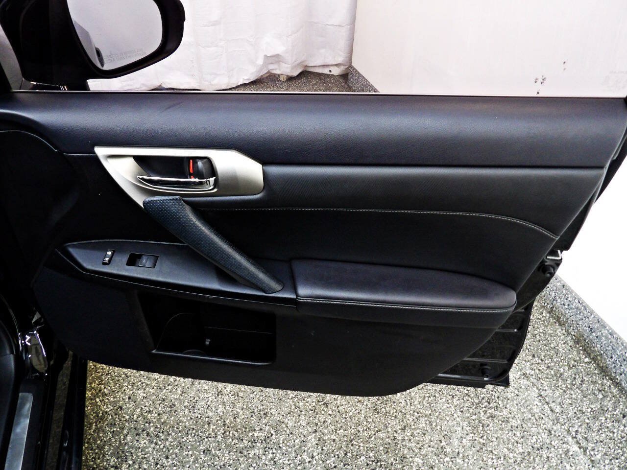 Used 2016 Lexus CT 200h w/ Accessory Package 2 FWD image 11