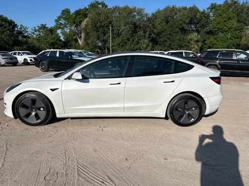 Used 2023 Tesla Model 3 Standard Range image 16