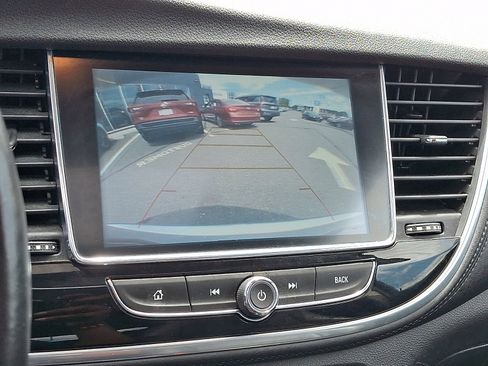 Used 2019 Buick Encore Essence AWD/4WD image 21