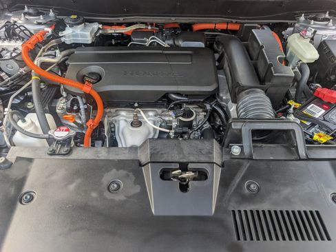 Used 2024 Honda CR-V Sport image 4