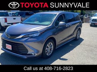 Used 2023 Toyota Sienna XLE FWD video 1
