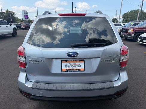 Used 2015 Subaru Forester 2.5i Premium w/ All-Weather Package AWD/4WD image 4