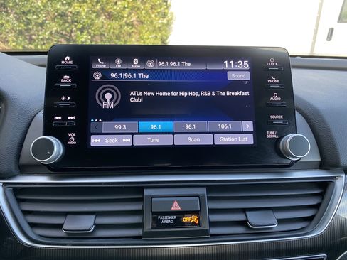 Used 2022 Honda Accord Sport image 24