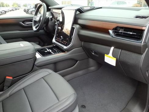 New 2026 GMC Yukon XL Denali w/ Sun & Power Step Package image 27