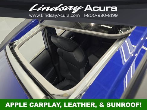 Used 2023 Toyota Corolla Cross XLE w/ Convenience Package FWD image 21
