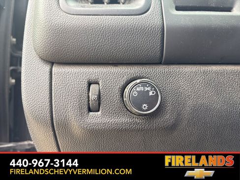 Used 2016 Chevrolet Colorado LT image 11