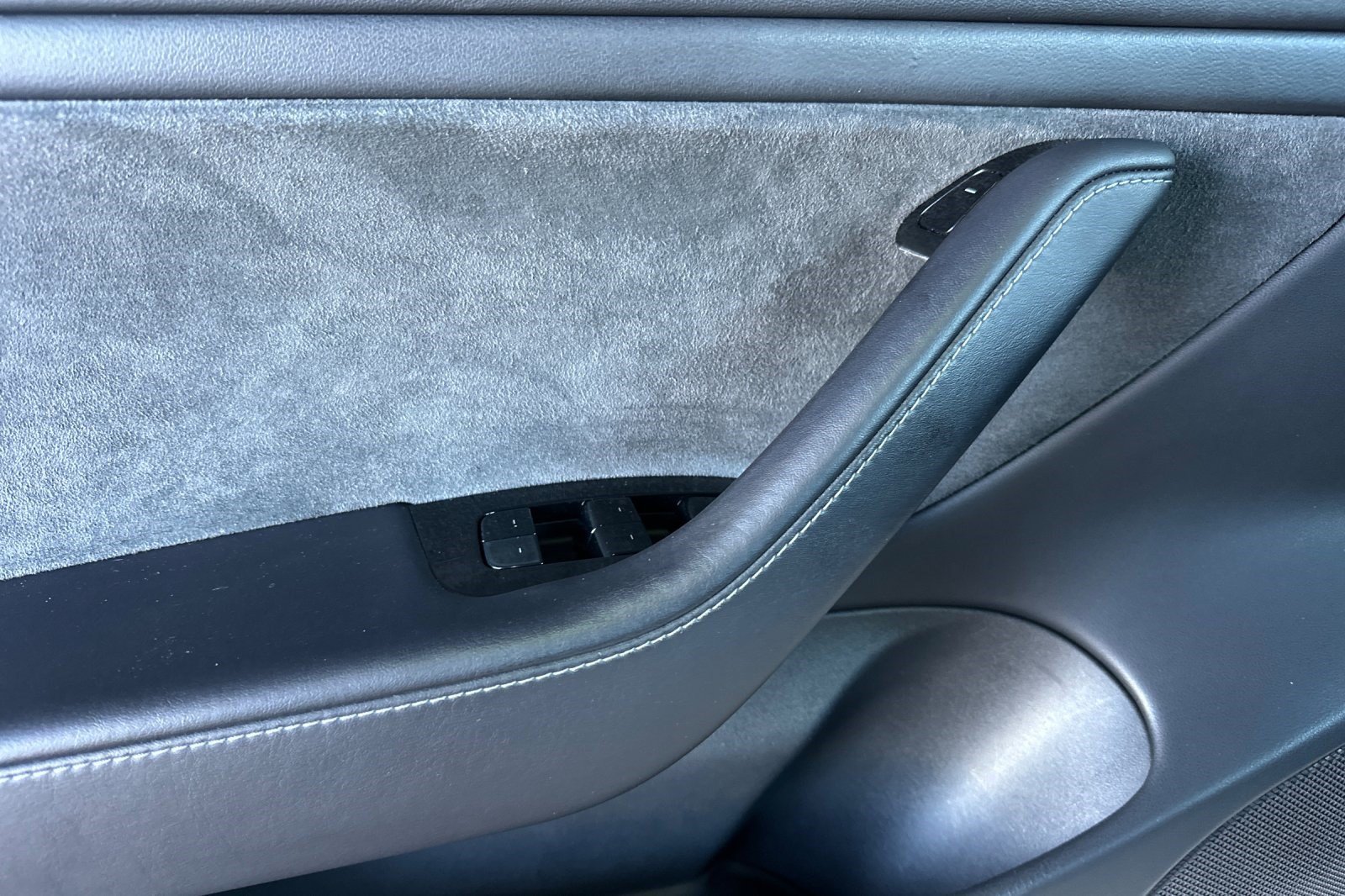Used 2018 Tesla Model 3 Long Range RWD image 12