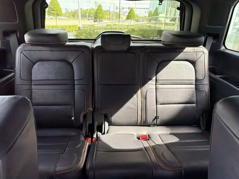 Certified 2024 Lincoln Navigator Black Label AWD/4WD image 24