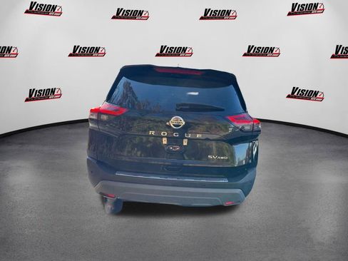 Used 2021 Nissan Rogue SV image 6