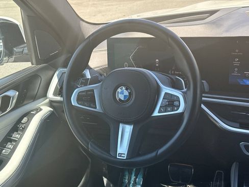 Used 2024 BMW X5 sDrive40i w/ M Sport Package RWD image 21