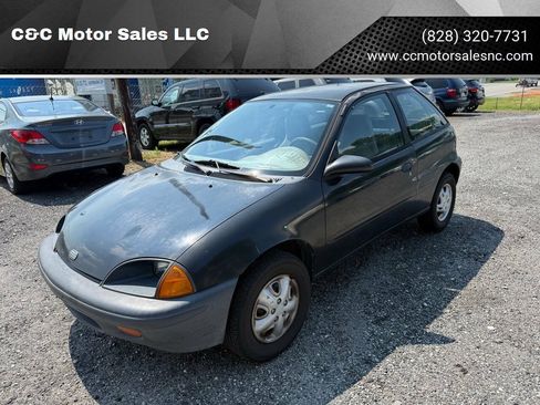 Used 1996 Geo Metro LSi FWD image 1