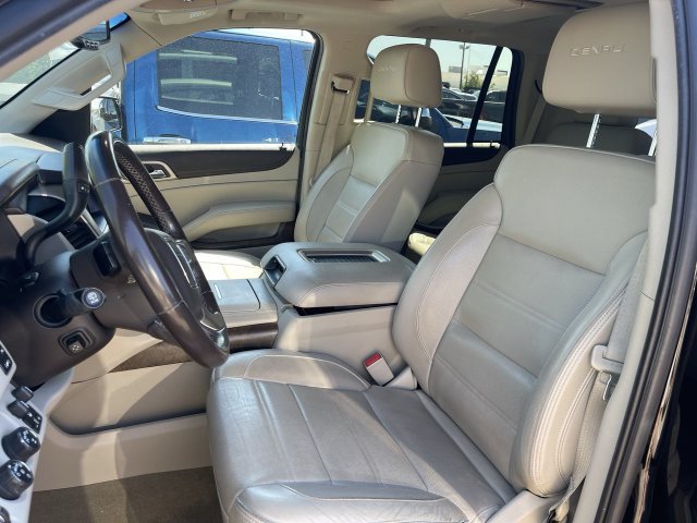 Used 2018 GMC Yukon Denali w/ Open Road Package AWD/4WD image 9