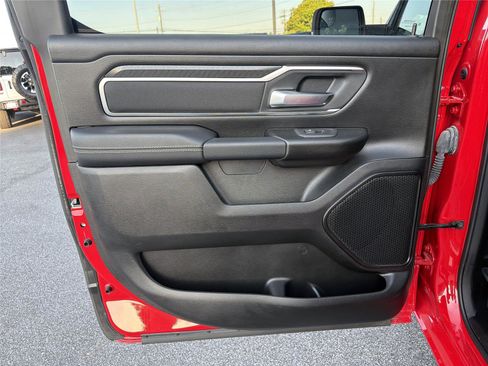 Used 2025 RAM 1500 Big Horn AWD/4WD image 19