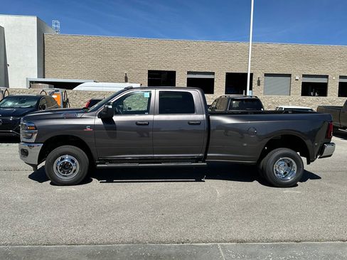 New 2026 RAM 3500 Tradesman AWD/4WD image 3