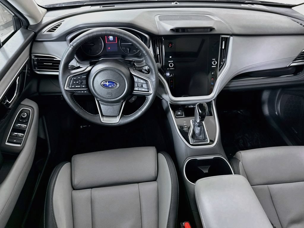 Used 2023 Subaru Outback Limited AWD/4WD image 4
