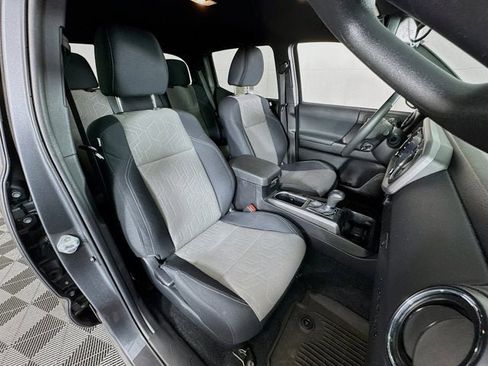 Used 2023 Toyota Tacoma TRD Off-Road image 26