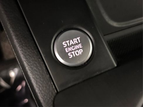 Used 2018 Audi A4 2.0T Premium Plus image 40