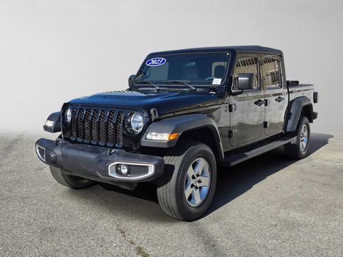 Used 2023 Jeep Gladiator Sport AWD/4WD image 7