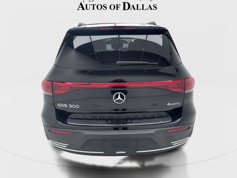Used 2023 Mercedes-Benz EQB 300 4MATIC image 9