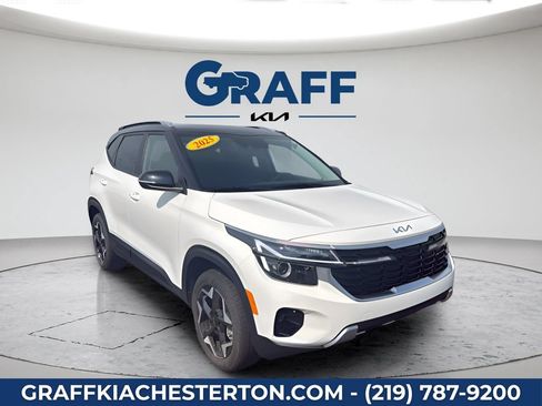 Used 2025 Kia Seltos S AWD/4WD image 15