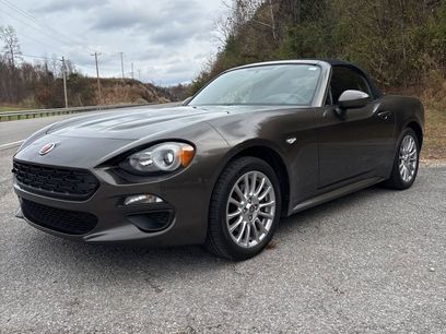 Used 2017 FIAT 124 Spider Classica