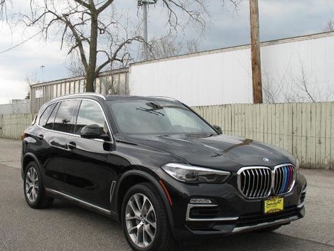 Used 2019 BMW X5 xDrive40i w/ Convenience Package image 2