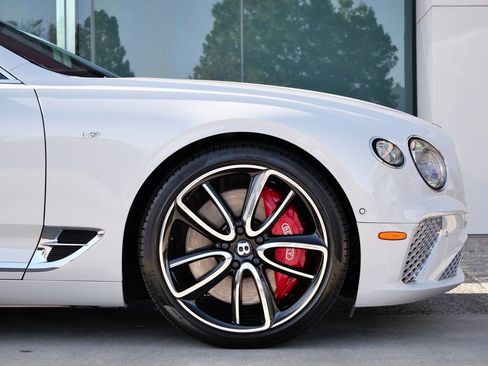 Used 2021 Bentley Continental GT image 6