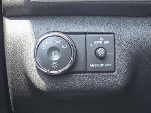 Used 2014 GMC Acadia Denali AWD/4WD image 23