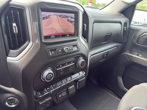 Used 2025 Chevrolet Silverado 1500 Custom Trail Boss AWD/4WD image 23