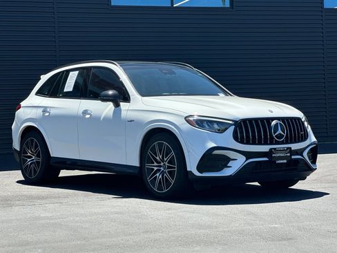 Used 2025 Mercedes-Benz GLC 43 AMG 4MATIC image 11