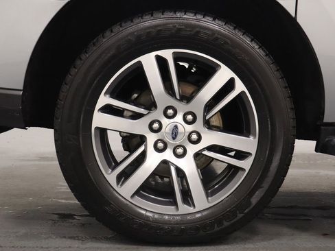 Used 2022 Ford Expedition Max Limited image 28